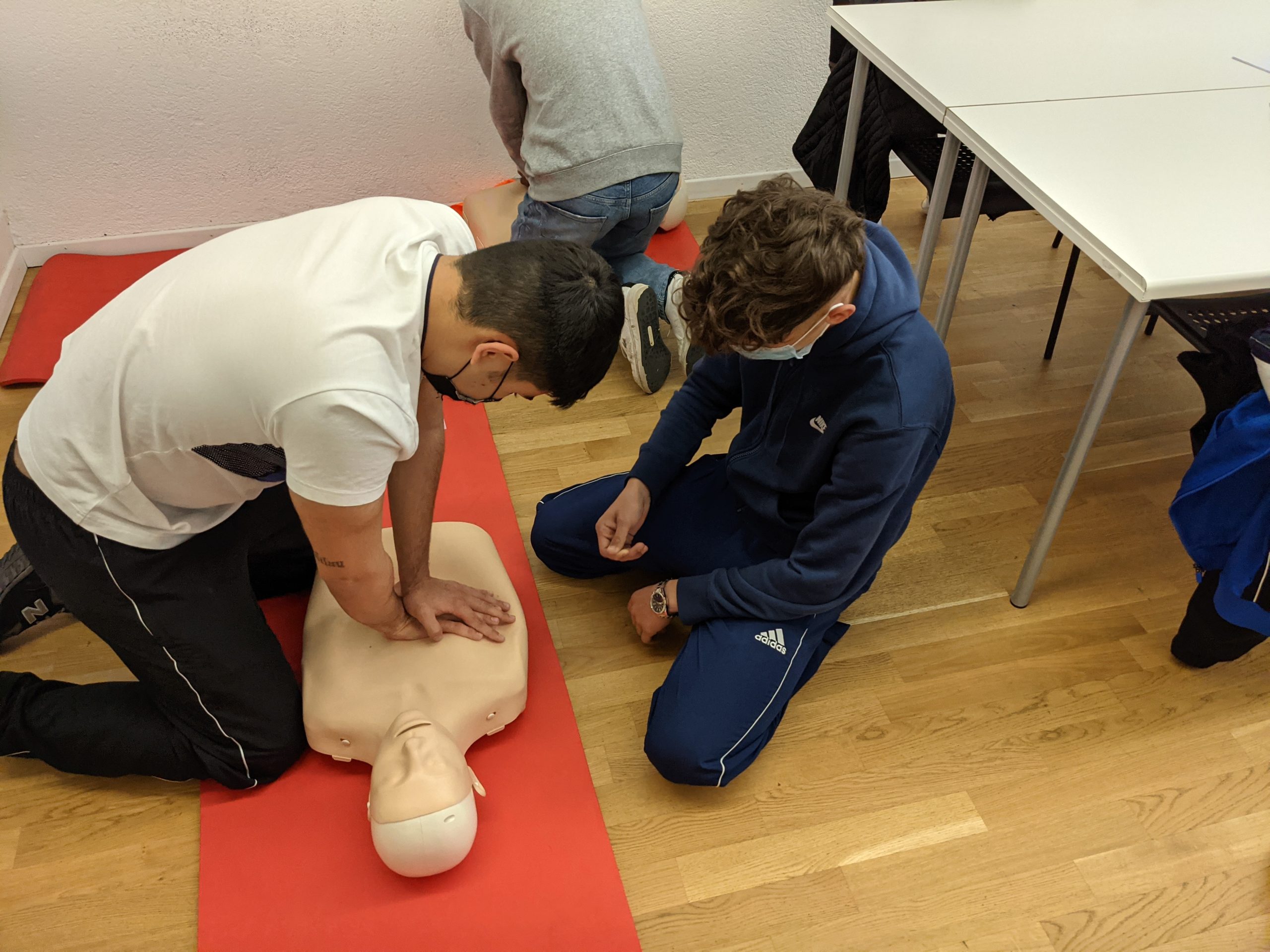Read more about the article Seven Practical Emergency Skills to Learn